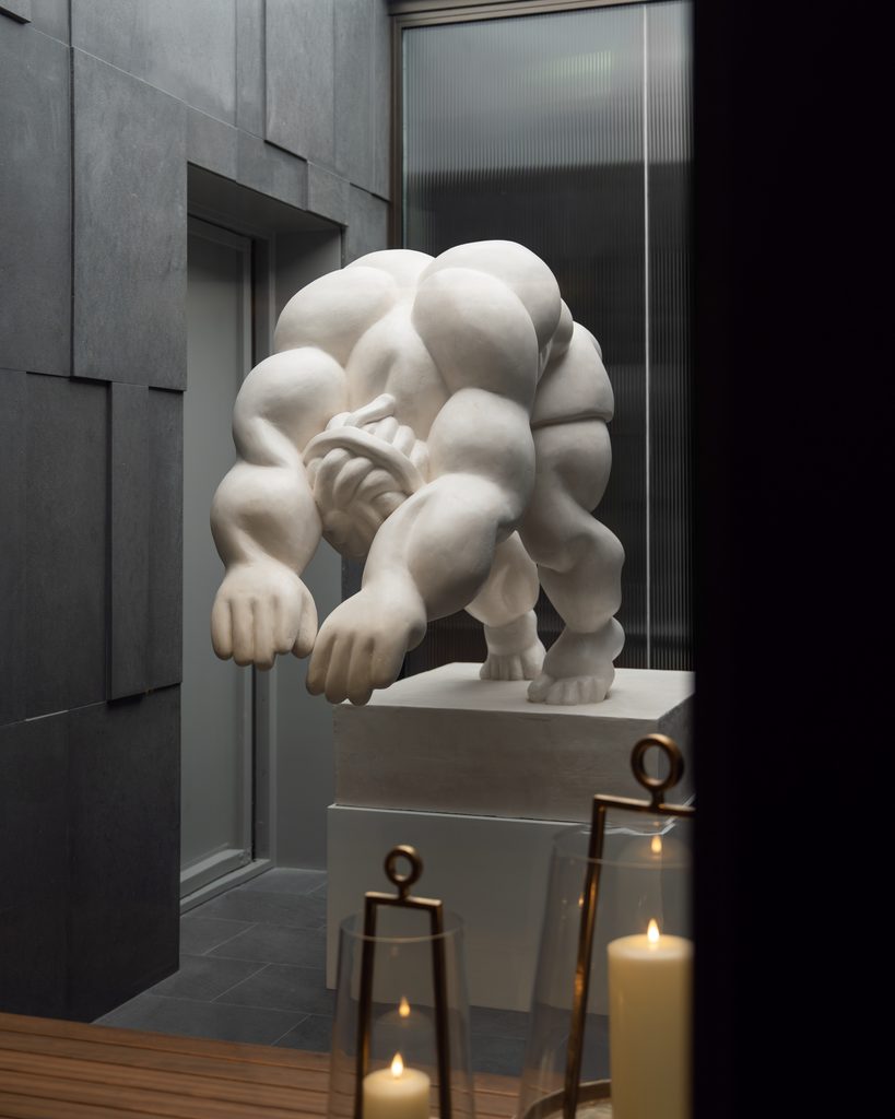 Florian Tomballe at Holland Park Gate